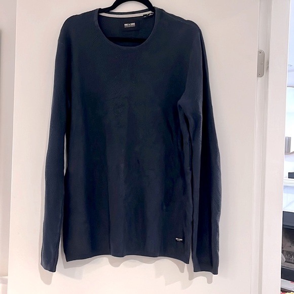 ❤️2 for $20❤️ Only and sons waffle navy men’s sweater - Picture 1 of 2